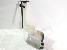 Radiator Filler Neck OEM 1991 Toyota MR2 - $398.33 MXN