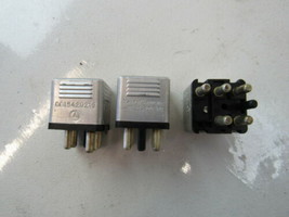 Mercedes R107 560SL 380SL relay set, multi purpose 0015420219 (3) - £13.97 GBP