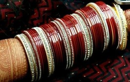 Rajwadi Boda Dulhan Set Kundan Chura Pulsera Set Nupcial Rojo Acrílico Plástico - £48.57 GBP