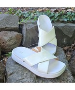UGG Sandals Womens Sz 9 White Leather Emily Platform Slides Criss Cross ... - $27.82