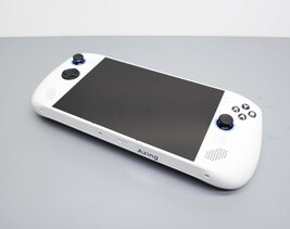 Lenovo Legion Go S 8ARP1 AMD Ryzen Z 2 Go 512GB Gaming Console image 7