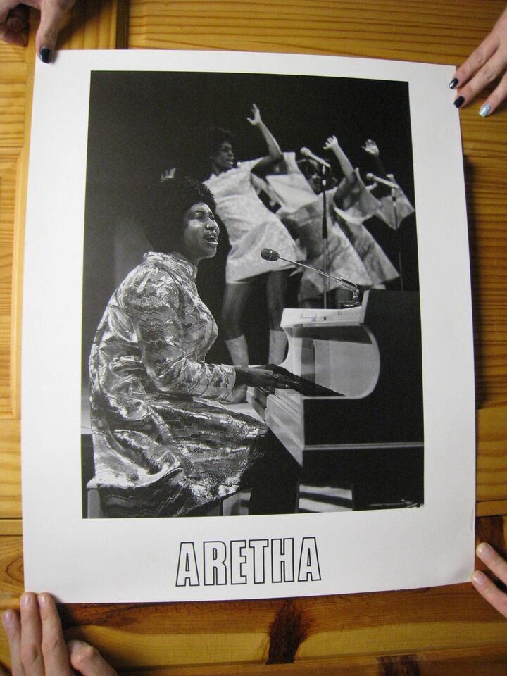 Aretha Franklin Poster Concert Shot Vintage - $269.98