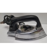 Vintage Montgomery Ward Steam Iron 93GN-86-4986 , 1000 Watts - Working - $24.47