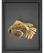 Laurel Burch Goddess Koi Fish Pin Brooch Gold Plated Jewelry Vintage 1980s - $1,266.46 MXN
