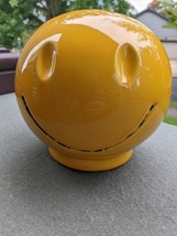 Vintage Mc Coy Pottery Smiley Happy Face Coin Bank With Metal Stopper - £15.97 GBP