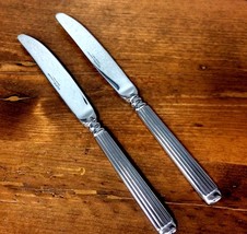 NEW Hampton Forged Monument 2 Dinner Knives Ribbed 18/10 Stainless Flatware - £13.15 GBP