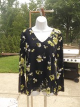 NWT ELLEN TRACY VERY CUTE NAVY&amp; GREEN FLORAL TOP S - £15.71 GBP