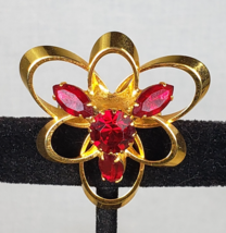 Vintage 1970’s Red Garnet Prong Set Rhinestone Atomic Sunburst Gold Tone... - $27.69