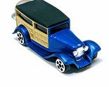 Maisto Fresh Metal Blue and Tan 1932 Ford Wagon 1:64 Diecast Keychain Gi... - $10.77