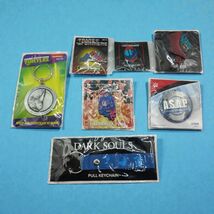 Loot Crate Gaming Bundle Pins Badges Keychain TMNT WWE Transformers Dark... - €16,76 EUR