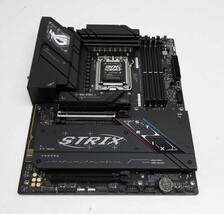 ASUS ROG STRIX B850-F GAMING WIFI Socket AM5 Motherboard image 3