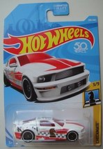 Hot Wheels Checkmate 3/9, White &#39;07 Ford Mustang 289/365 Knight Check Pice - £7.51 GBP