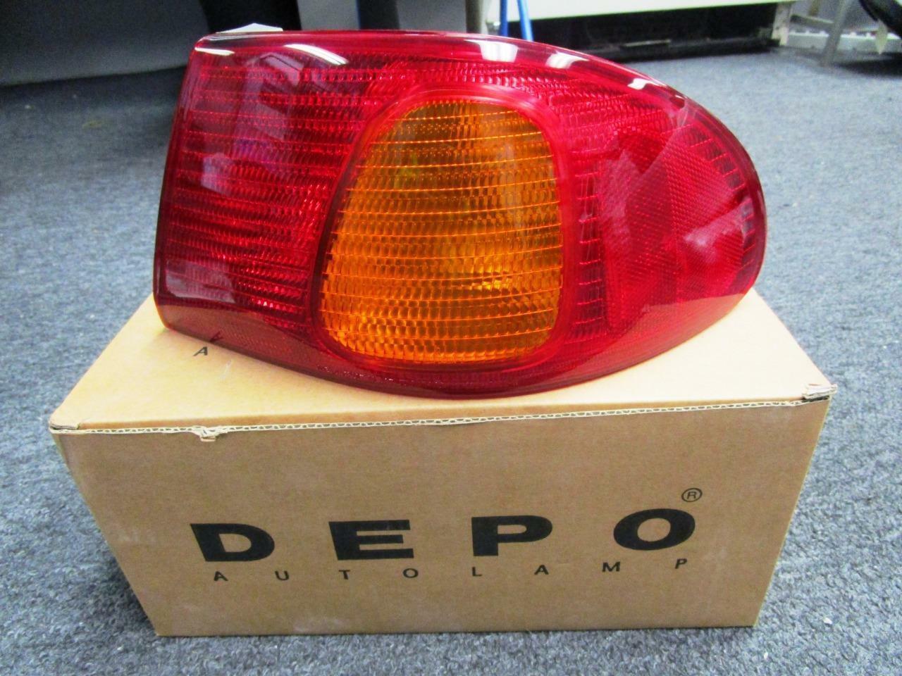 RH Right Passenger Side Rear Tail Light fits 1998-2002 Toyota Corolla TO2819108 - £38.13 GBP