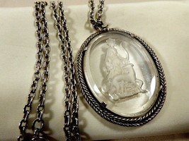 AVON Silver tone Oval Clear Intaglio Glass Cameo Pendant &amp; chain necklace - £20.88 GBP