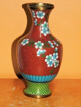 Vintage Small Cloisonne 6&quot; Vase Red Enamel Stone Copper China Antique - $413.89 MXN
