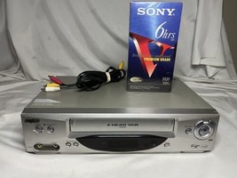 Sanyo VWM-400 4-Head VCR Recorder/Player No Remote VHS Silver Tested And Working - £31.16 GBP