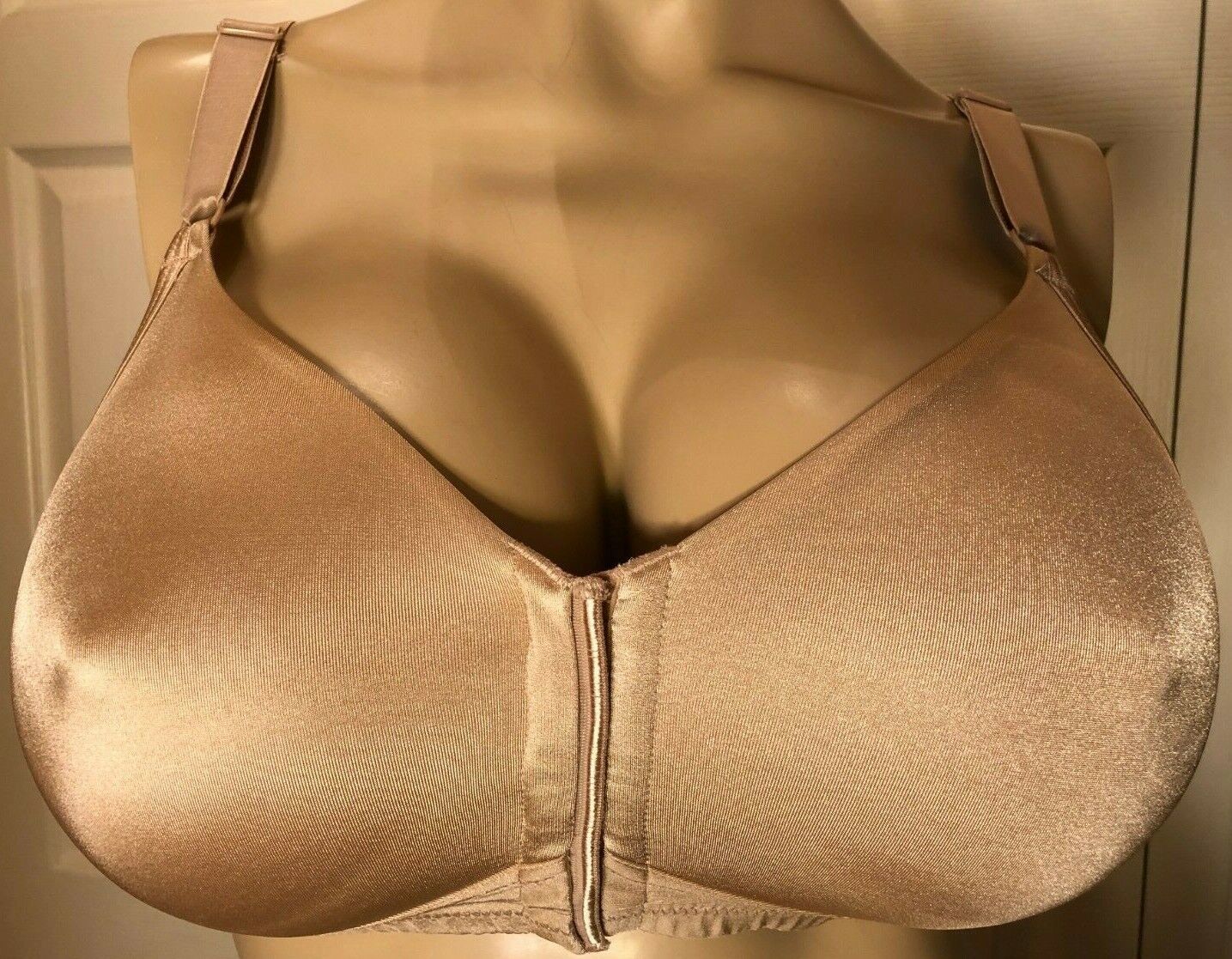 PLAYTEX 18 Hour Nude Beige 40C Front Clasp Closure 40 C Wire Free 4930 Bra - $8.32