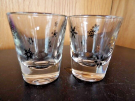 2# Vintage Starburst Shot Glasses Barware - £5.05 GBP