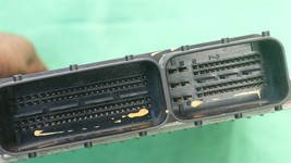 Mercedes Engine Control Unit Module Computer ECU ECM DME A6421506577  image 3