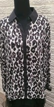 Chico&#39;s Black White Leopard Blouse Pleated Back Size 1 / Medium 8 To 10 ... - $19.16 CAD