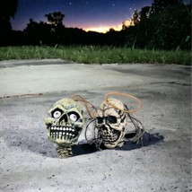 Night View Inc Vintage Halloween Heavy Metal Hanging Rubber Skull Shrunken Heads - £44.23 GBP