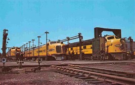 Chicago Northwestern C&amp;NW Railroad Train Streamliner Chicago Illinois po... - £5.09 GBP
