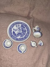 10 PIECE BLUE DECORATIVE PORCELAIN TEA SET NEW TEA POT 1.5&quot; TALL TRAY 3.5&#39; - $273.47 MXN