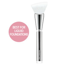 IT Cosmetics Heavenly Skin Skin-Smoothing Complexion Brush #704 New &amp; Se... - $16.82