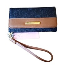 Stone Mountain Women&#39;s Tan Black Paisley Embossed Leather Tri-Fold Wristlet 7&quot;  - £25.70 GBP