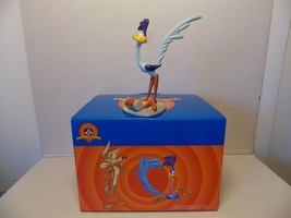 Extremely Rare! Looney Tunes Road Runner Tricked with Bird Seed Figurine Statue - £212.27 GBP