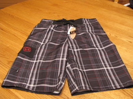 Boy&#39;s Skull Board swim shorts L large black $28.00 NWT NEW trunks - £5.65 GBP