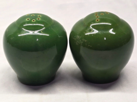 Vintage Green Apple / Bell Pepper Salt &amp; Pepper Shaker Set - Farmhouse V... - $9.98