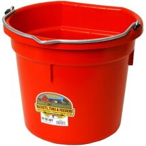 Miller Little Giant Farm &amp; Ag P20FBRED 20 Quart Red Flat Plastic Bucket - $44.71 CAD