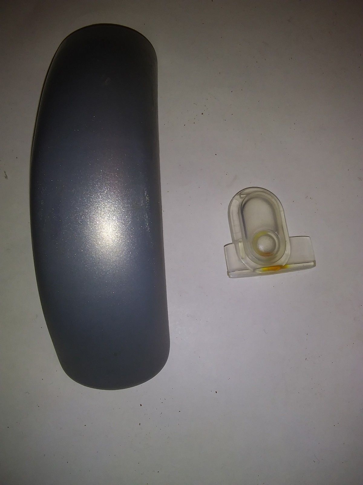 Black&amp;Decker CHV 1568 Dust Buster, Handle Cover, Charging Light Cover, part - $3.99
