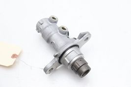 12-20 DODGE GRAND CARAVAN BRAKE MASTER CYLINDER E1899 image 7