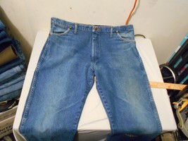 Men&#39;s Wrangler Cowboy Cut 42 x 30 42x32 Original Fit Jeans (13MWZPW) 40970 - £27.20 GBP