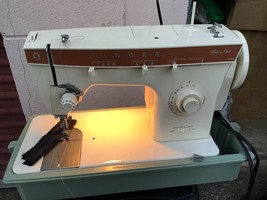 Singer Fashion Mate 368 Sewing Machine - £130.63 GBP