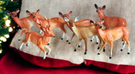 7 Vintage Christmas Hard Plastic Reindeer Deer Buck &amp; Does Hong Kong See Desc. - £28.76 GBP