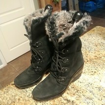 AQUATALIA Women&#39;s Size 9 Black Weatherproof Suede Wedge Faux Fur Boots - £74.00 GBP