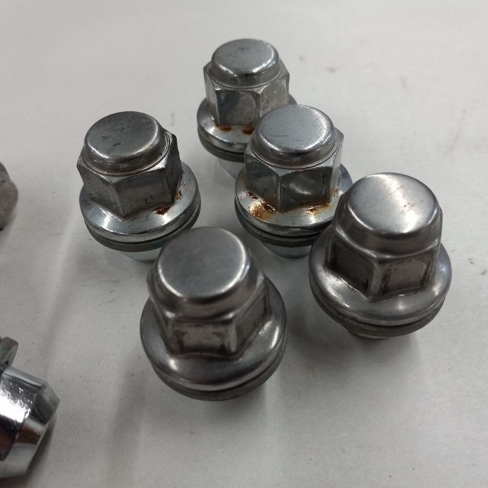 INFINITI QX50 Lug Nut Set  2017 2016 2015 2014 Item image 4