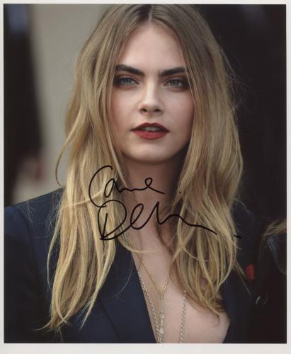 Primary image for Cara Delevingne SIGNED Photo + COA Lifetime Guarantee