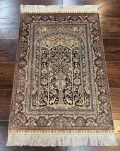 Turkish Silk Hereke Rug 3x3 Floral Vase Tree of Life Birds Silk on Silk Fine - £1,905.85 GBP