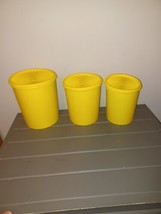 Vintage Tupperware Canister Set Servalier USA Yellow Nesting Set of 3 With Lids - £20.04 GBP