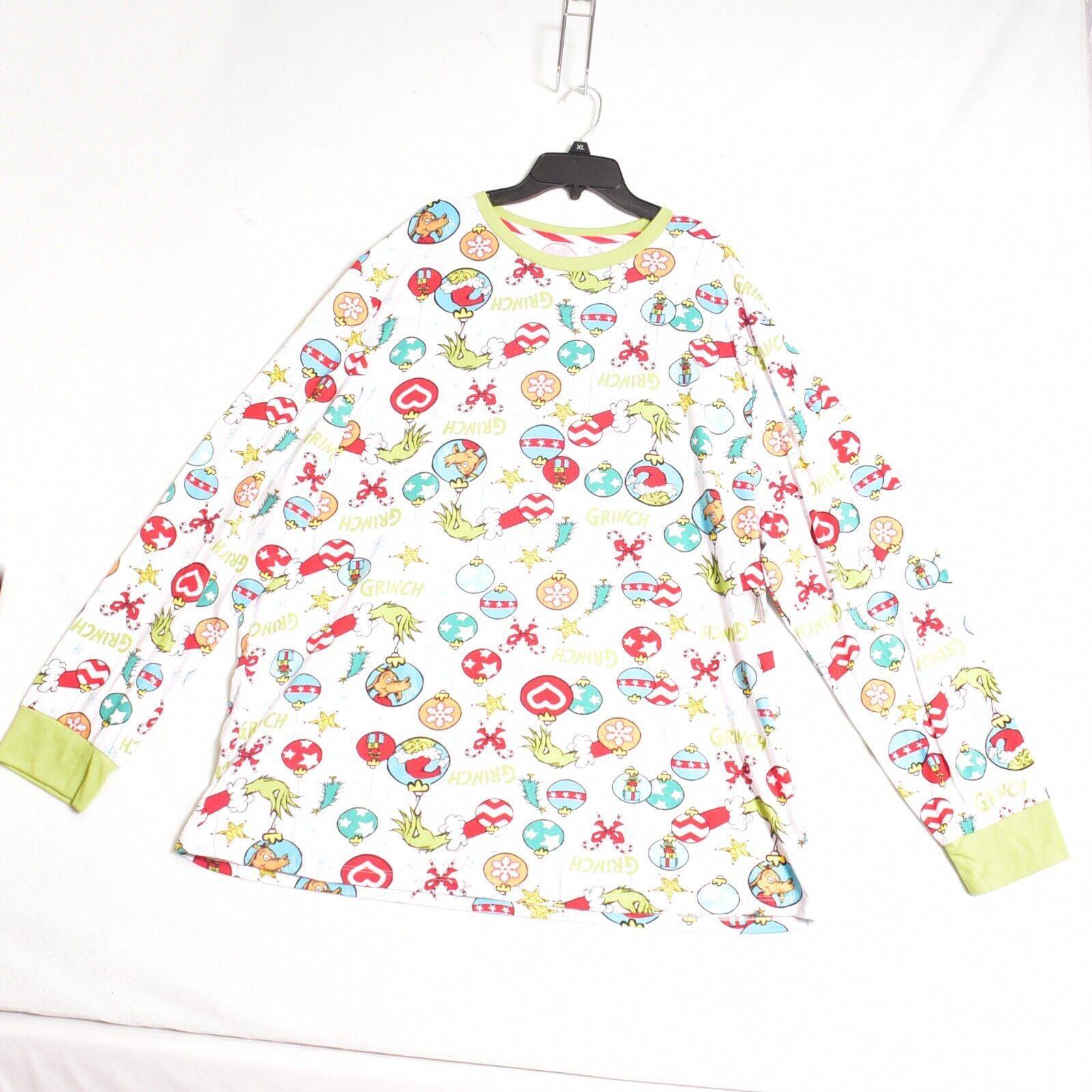The Grinch Women&#39;s Size 2X Pajama Top White Multi Color Long Sleeves Chr... - $12.44