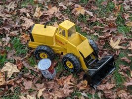 Vintage 1970s Tonka Yellow Pressed Steel Front End Loader XMB-975 yellow... - $1,936.96 MXN