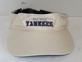 MLB Baseball New York Yankees Adjustable Hat Cap Visor Blue White - $14.80