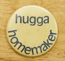Vintage Pinback Button Illinois State Homemakers Craft Camp Hugga Homemaker - $14.84