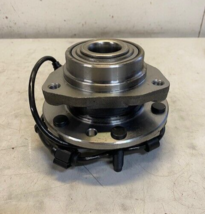 Detroit Axle Front Wheel Hub &amp; Bearing Assembly K513188 For 2002-2009 GM... - $34.77