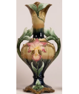 Gerbing &amp; Stephan neo classical antique floral vase 15in Bohemia 1890s - $445.50