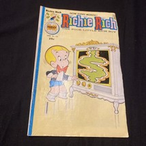 RICHIE RICH #143 Harvey Comics 1976 The Poor Little Rich Boy - $7.28